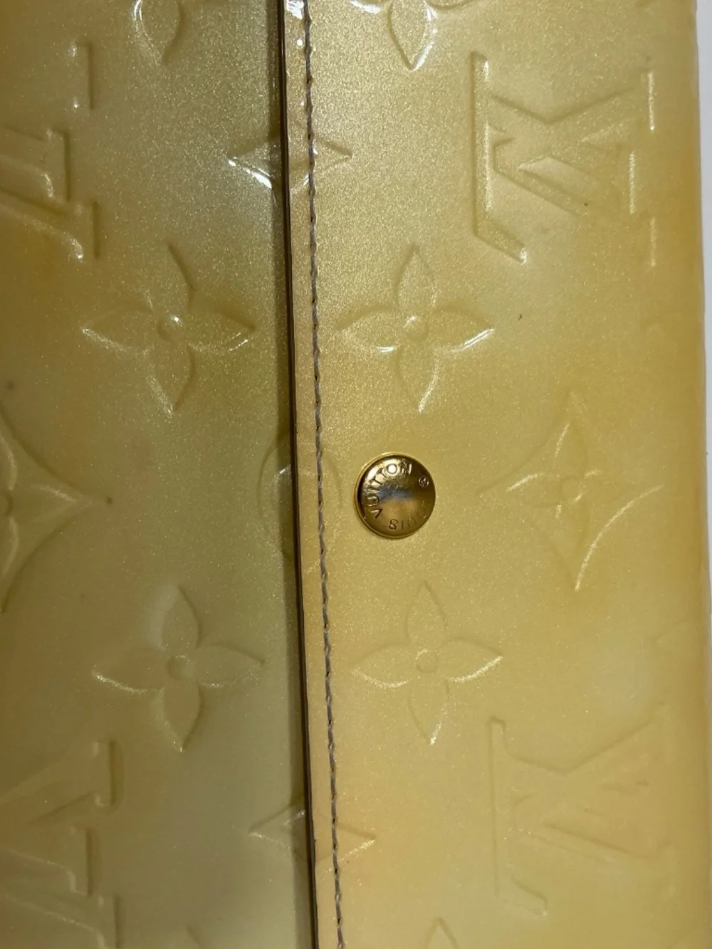 Louis Vuitton yellow Vernis clutch wallet - Picture 10 of 10